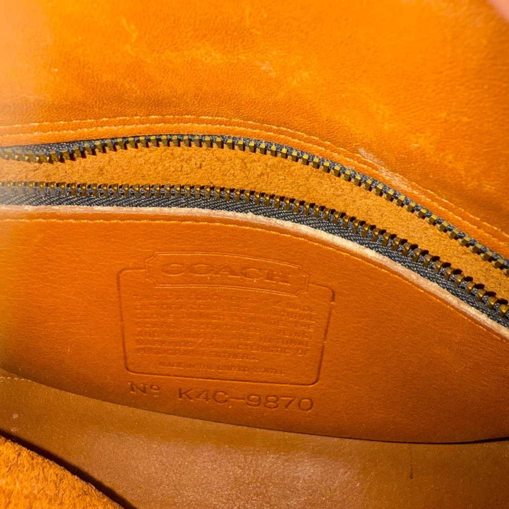 Vintage Coach Tan Leather Shoulder Bag - Picture 7 of 9